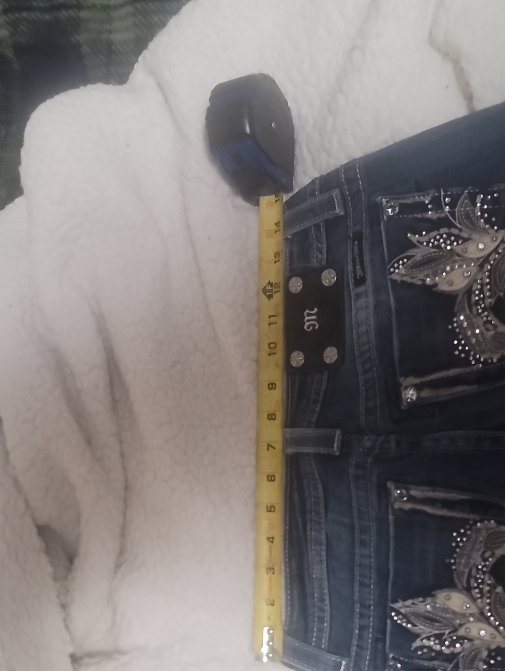 Miss Me Dark Blue boot cut Jeans with Embroidered Back Pockets 28L - Picture 10 of 11